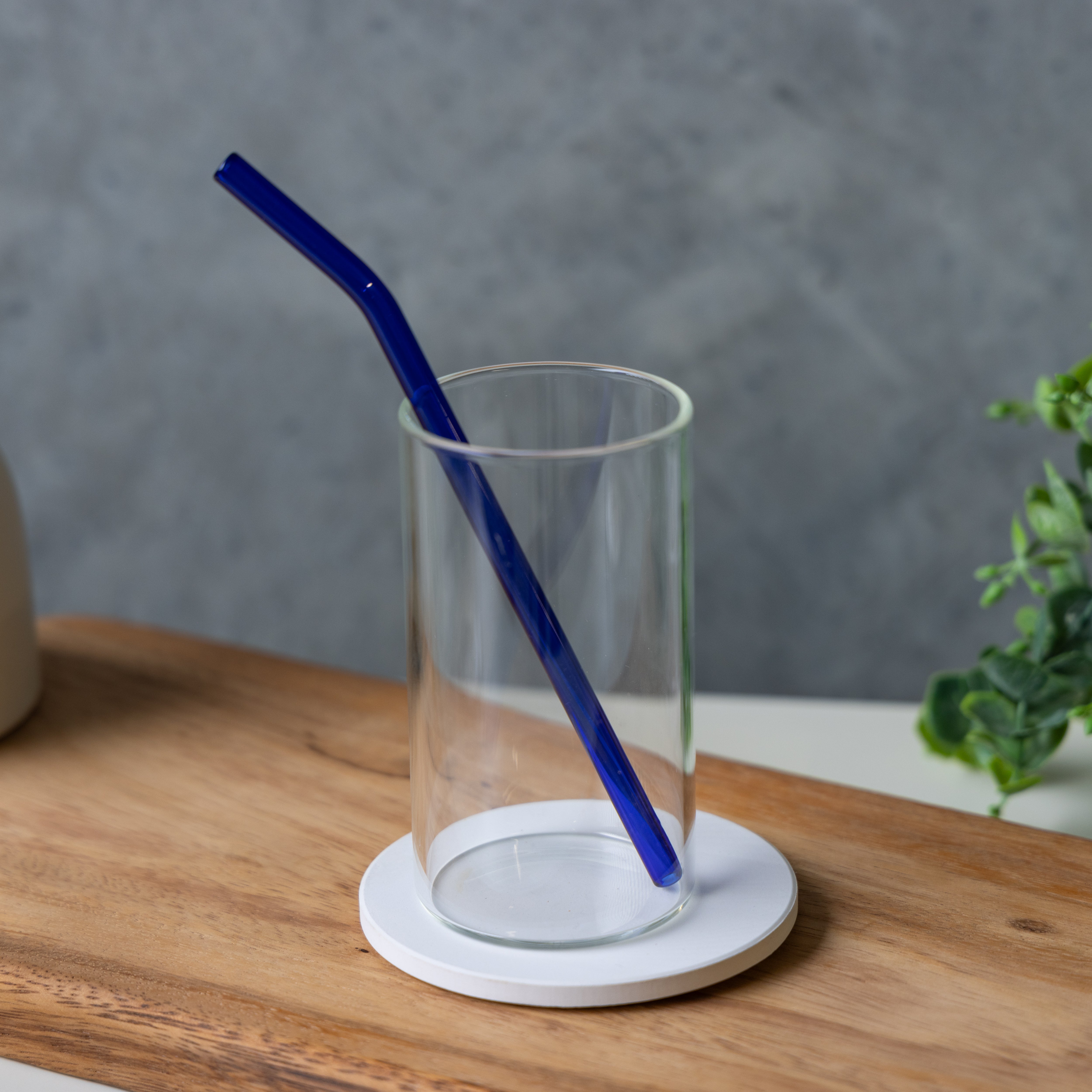 Curved Deep Ocean Blue Glass Straw